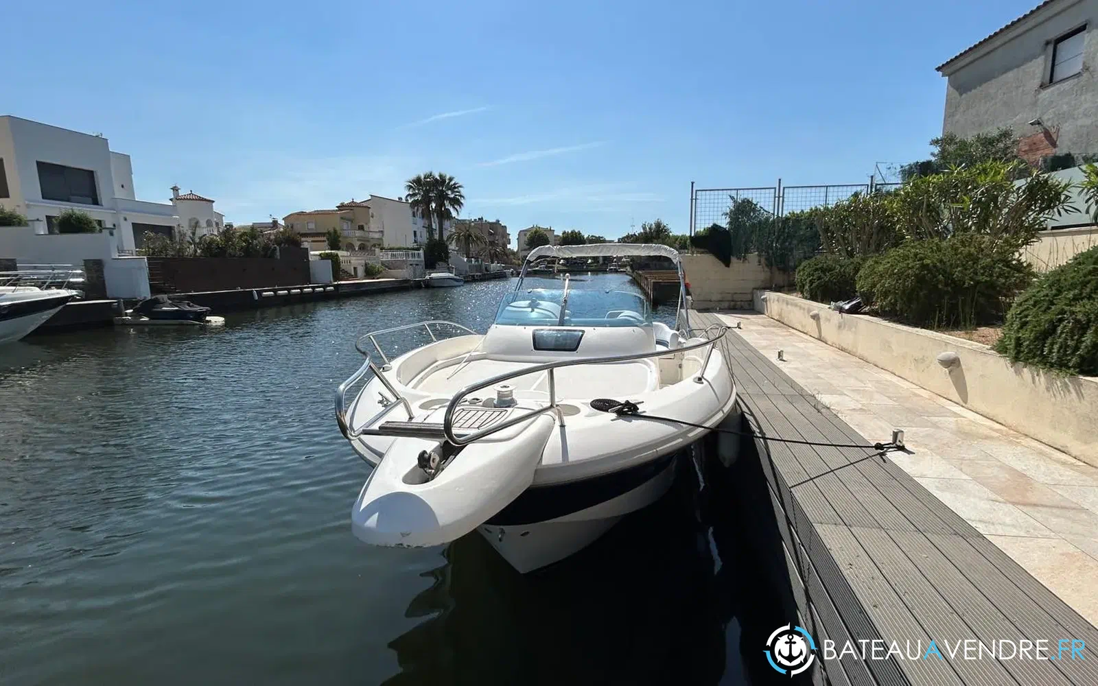 slider 2 Rio Yachts 850 Cruiser
