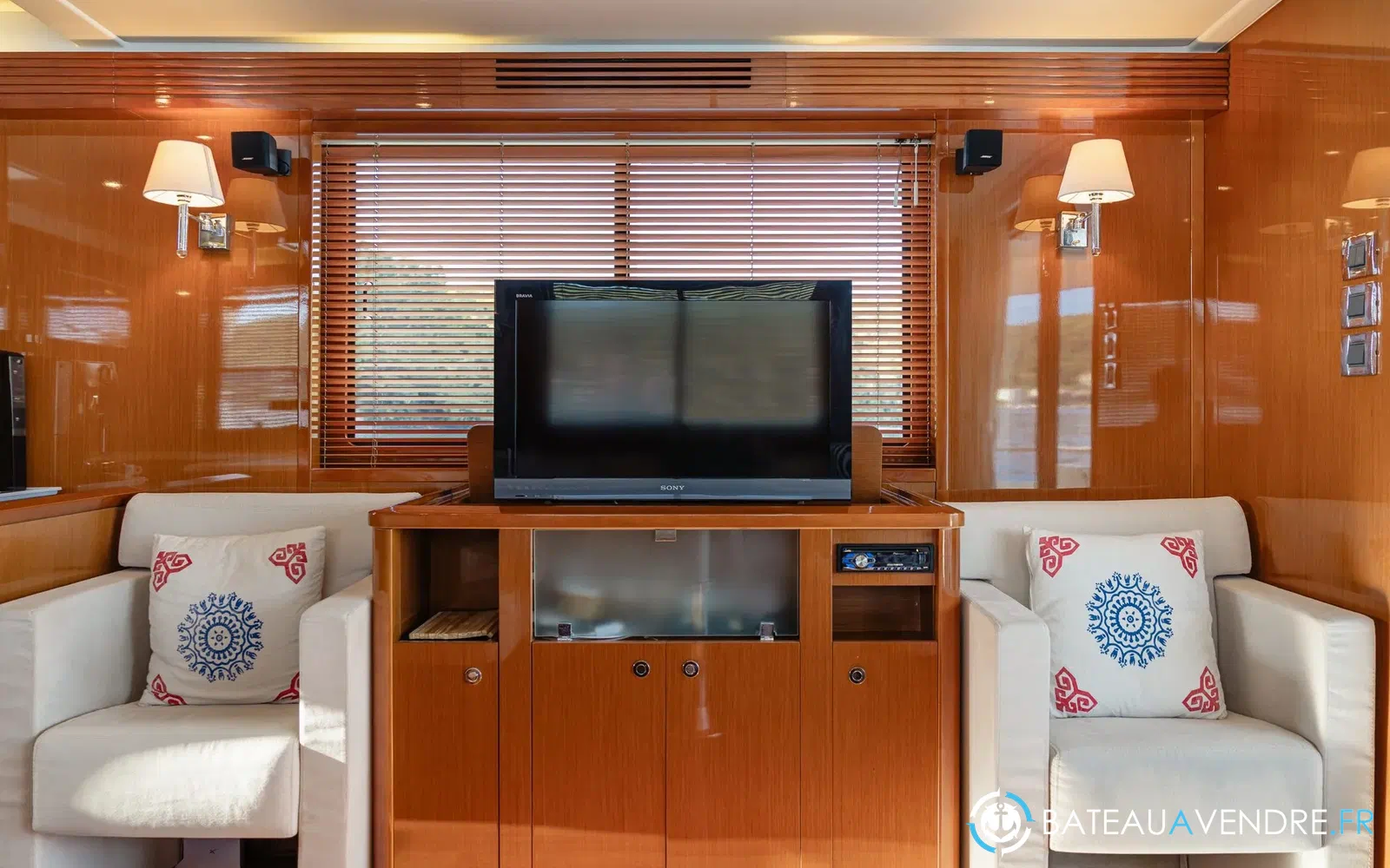 slider 21 Beneteau Swift Trawler 52