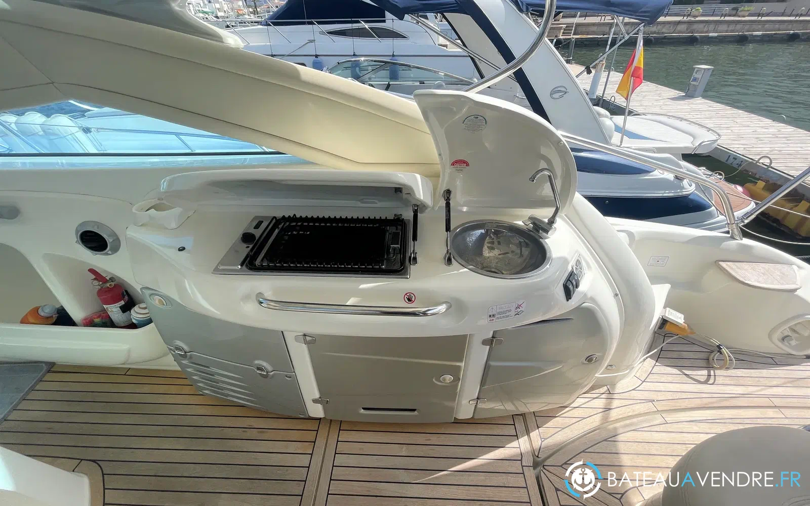 slider 6 Cranchi Mediterranee 43 Hard Top