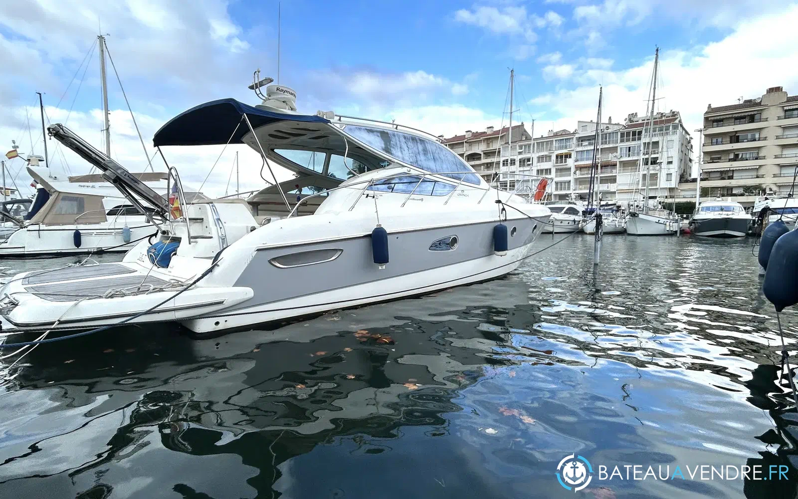 slider 1 Cranchi Mediterranee 43 Hard Top