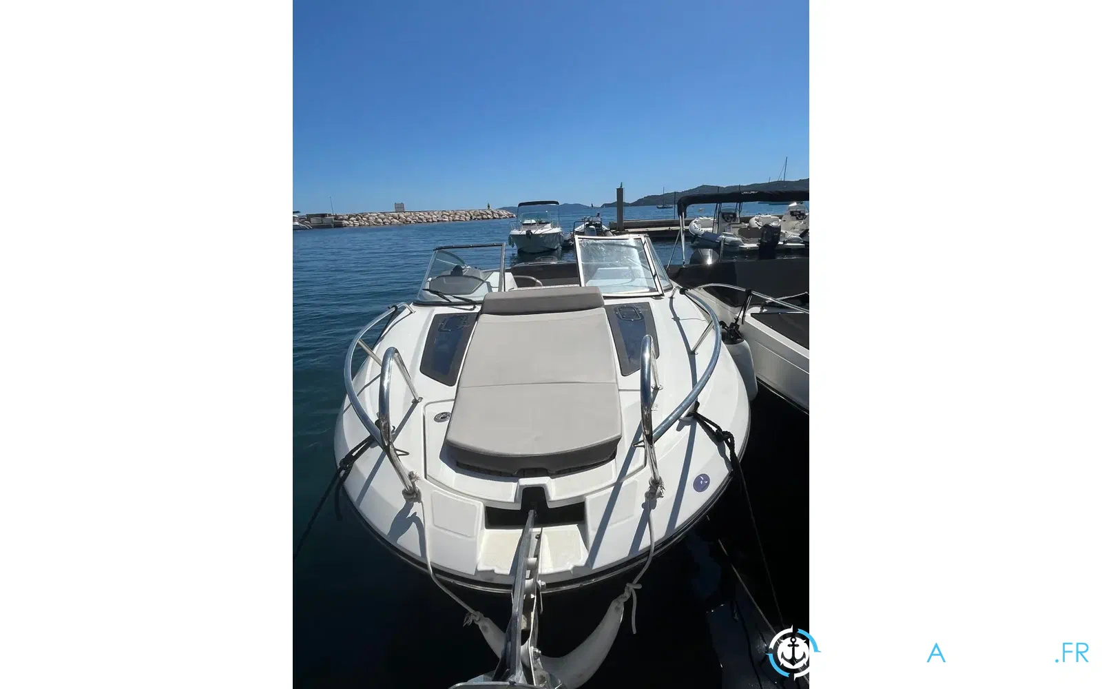 slider 4 Jeanneau Cap Camarat 7.5 DC