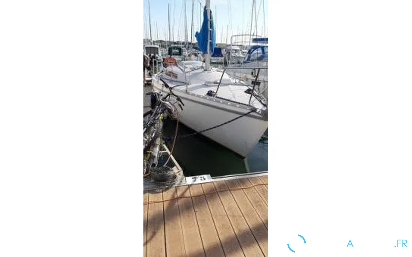 slider 6 Jeanneau Aquila