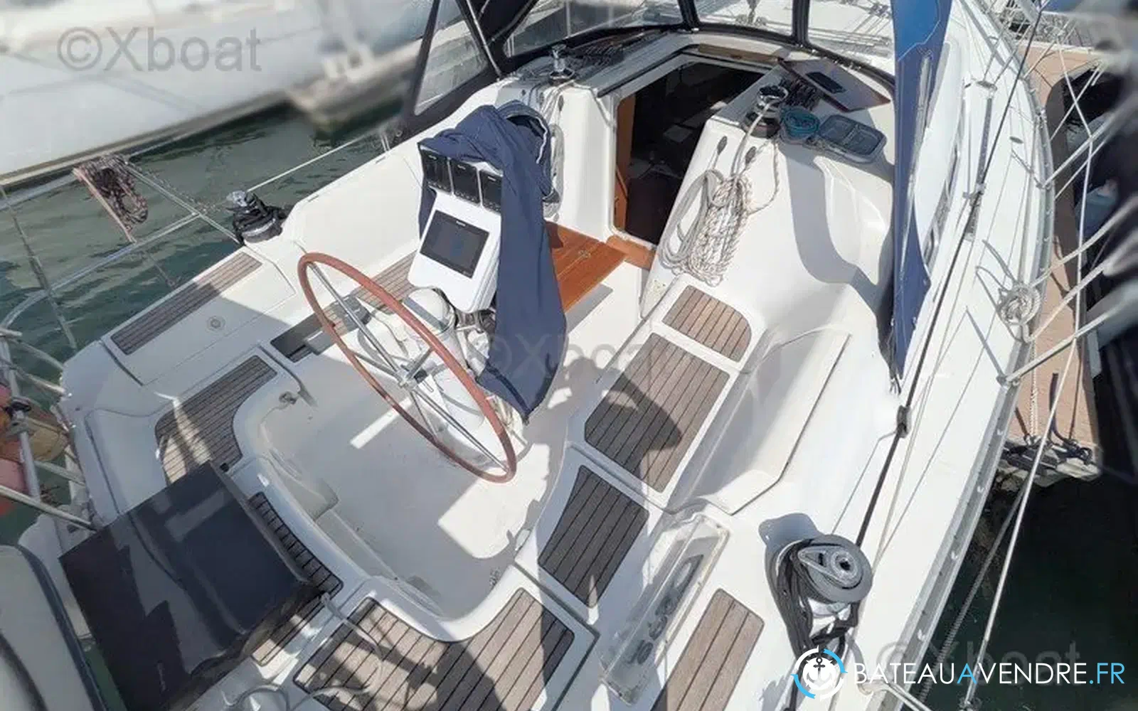 slider 1 Beneteau Oceanis 373 Clipper
