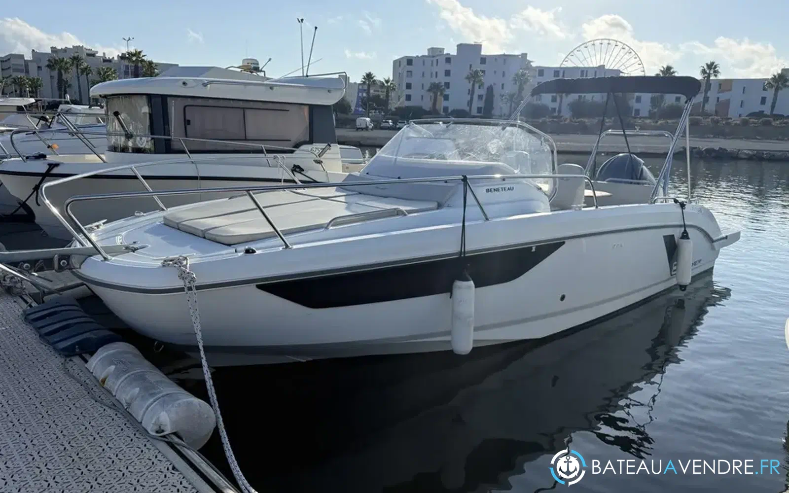 slider 0 Beneteau Flyer 8 SUNdeck