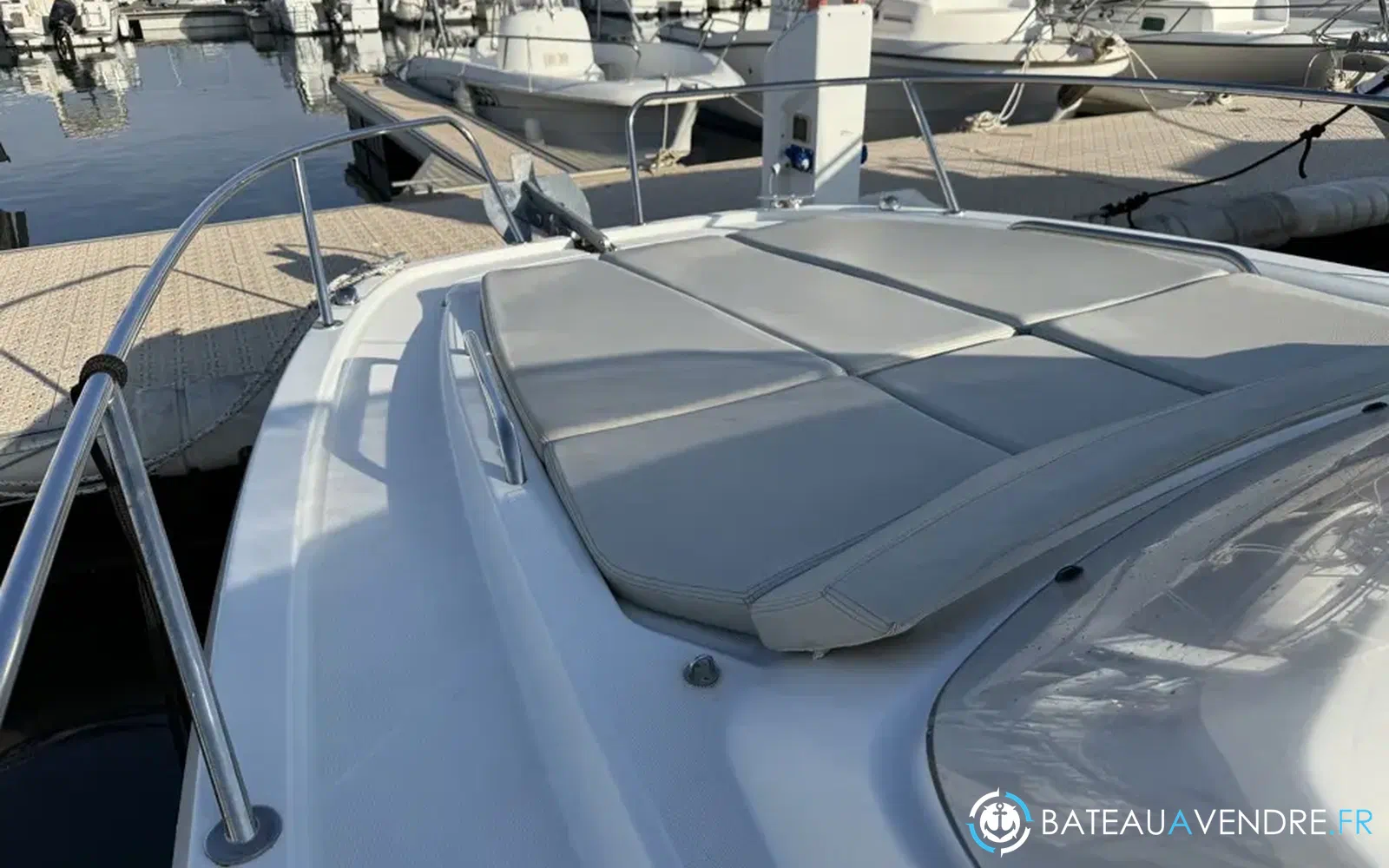slider 4 Beneteau Flyer 8 SUNdeck