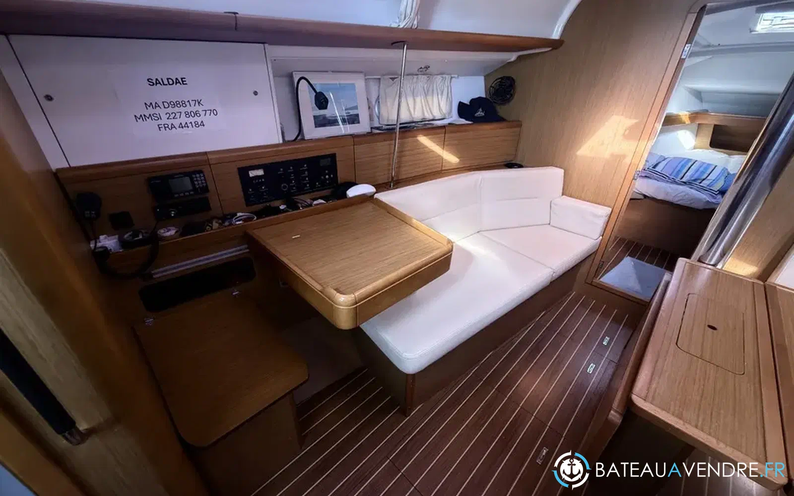 slider 9 Jeanneau Sun Odyssey 42 i
