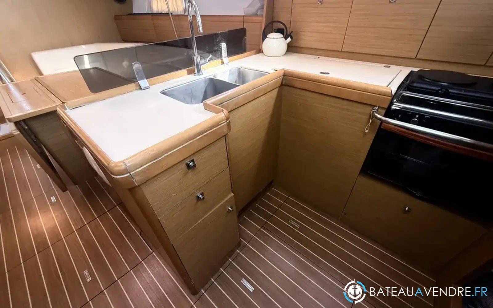 slider 10 Jeanneau Sun Odyssey 42 i