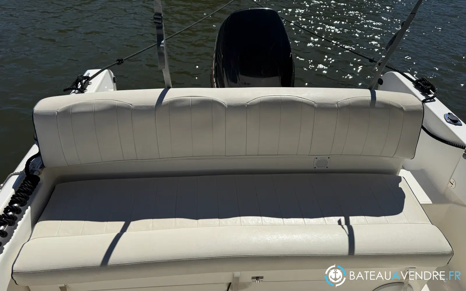 slider 7 Kelt White Shark 248