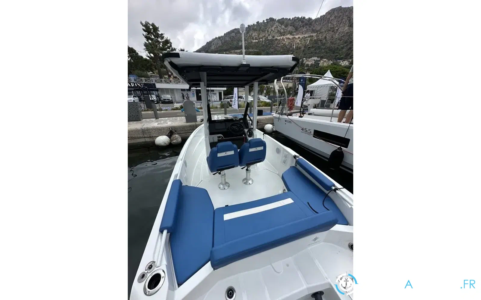 slider 1 Jeanneau Cap Camarat