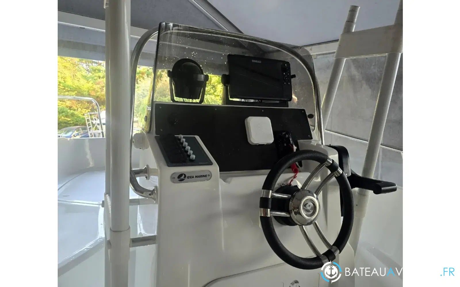 slider 8 Idea Marine moteur Suzuki 115 cv