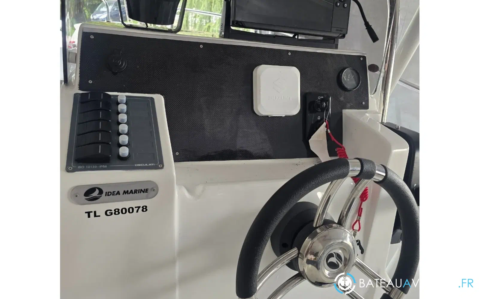 slider 5 Idea Marine moteur Suzuki 115 cv