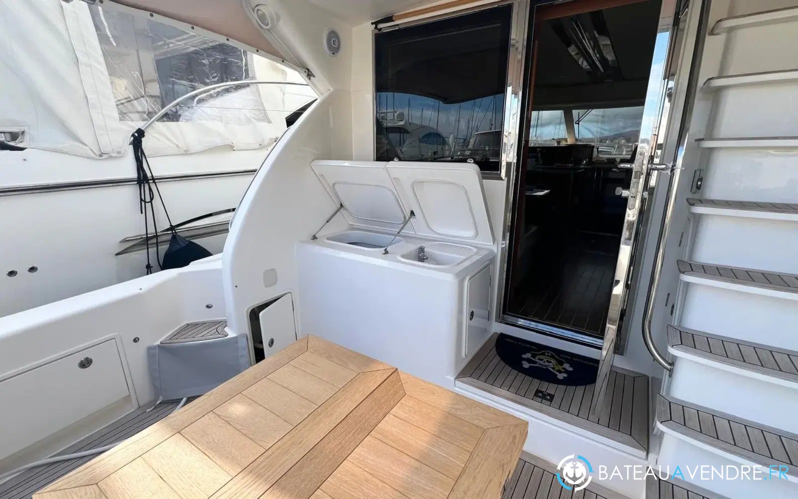 slider 9 Riviera 45