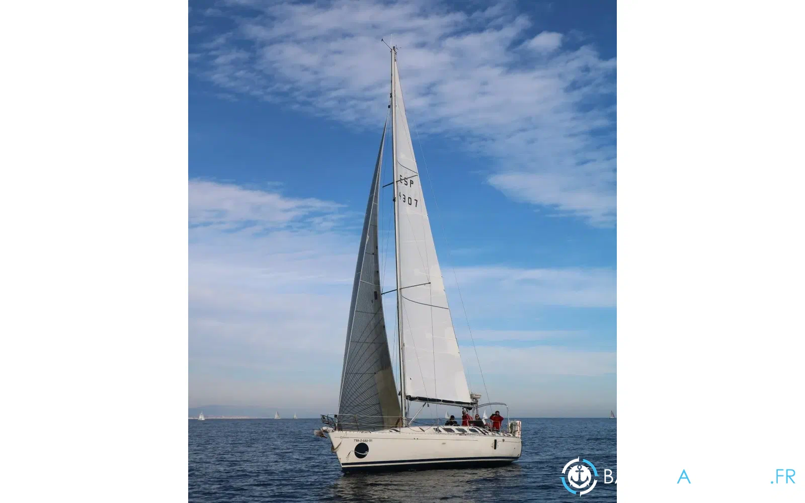 slider 2 Beneteau FIRST 41S5 SOLAR