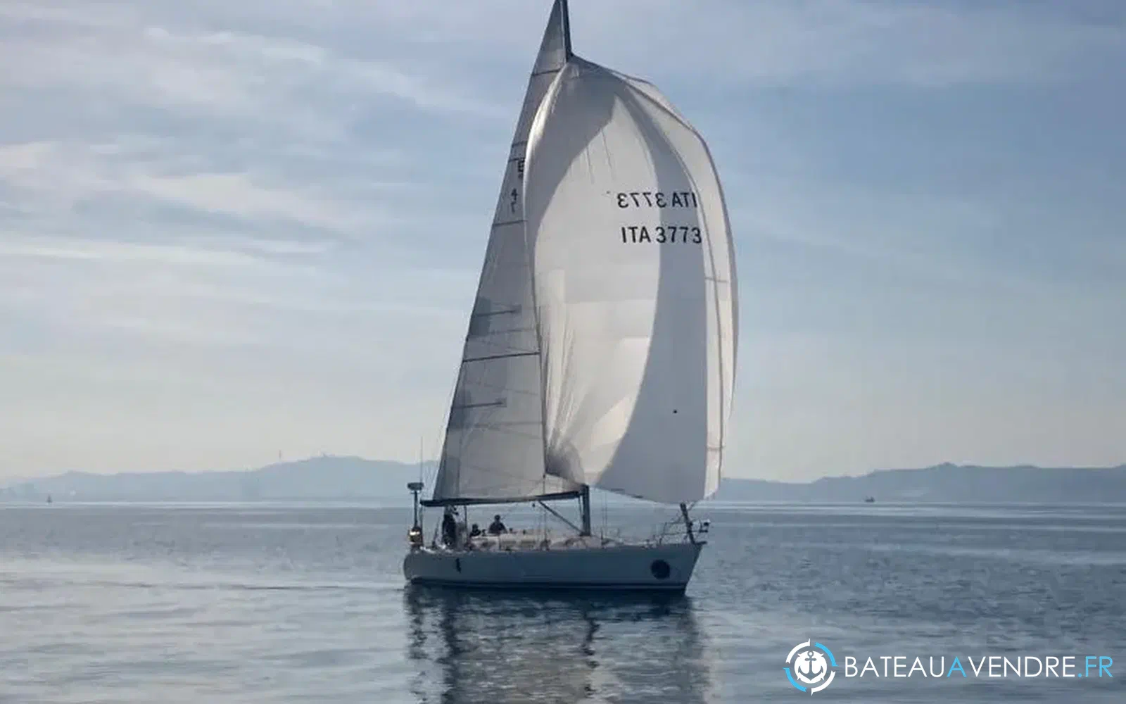 slider 3 Beneteau FIRST 41S5 SOLAR