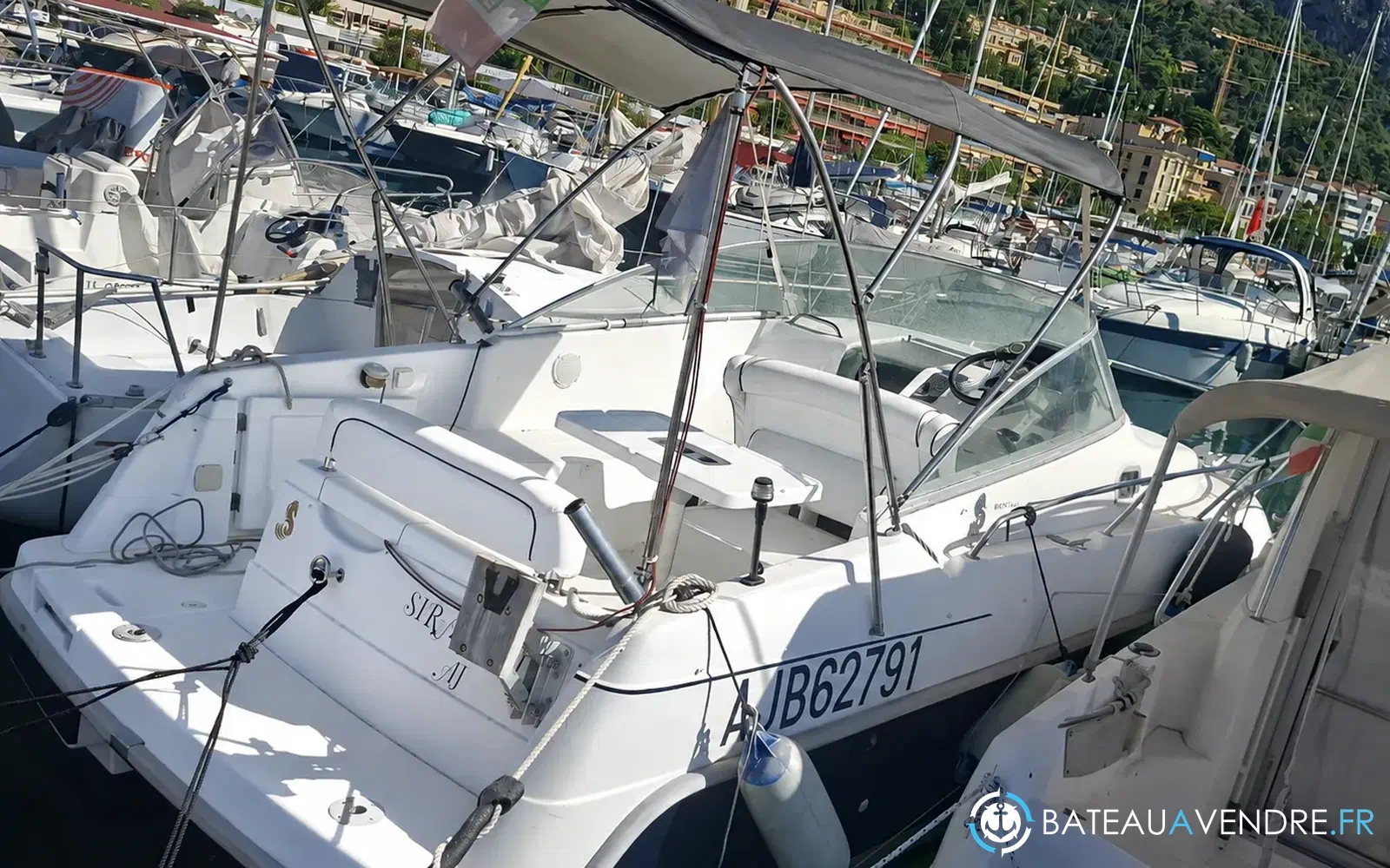 slider 9 Beneteau Flyer 701