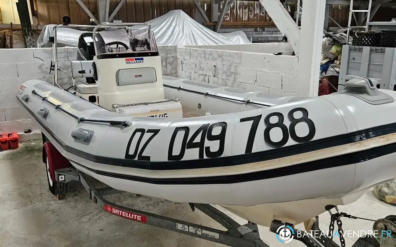 slider 0 Valiant 520 Vanguard
