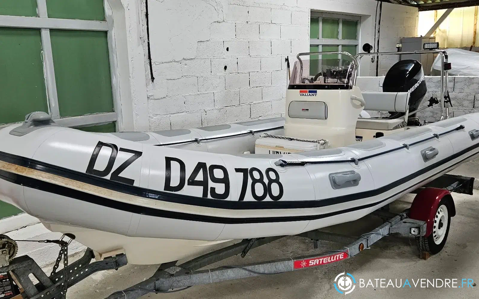 slider 2 Valiant 520 Vanguard