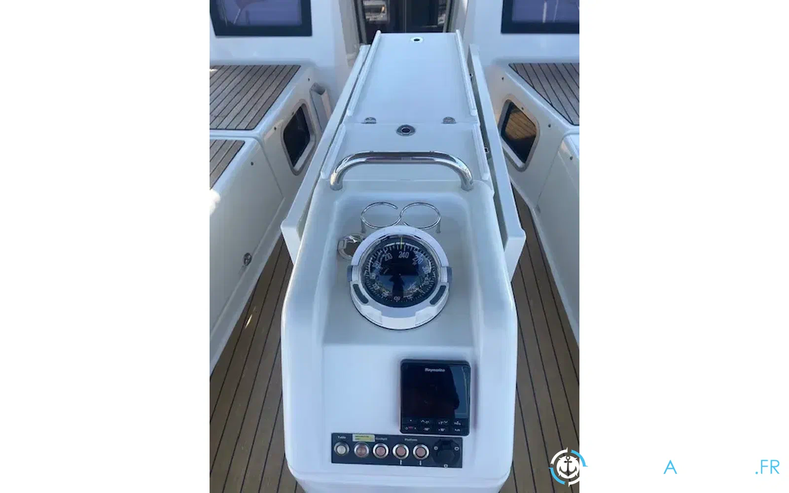slider 14 Jeanneau Sun Odyssey 410
