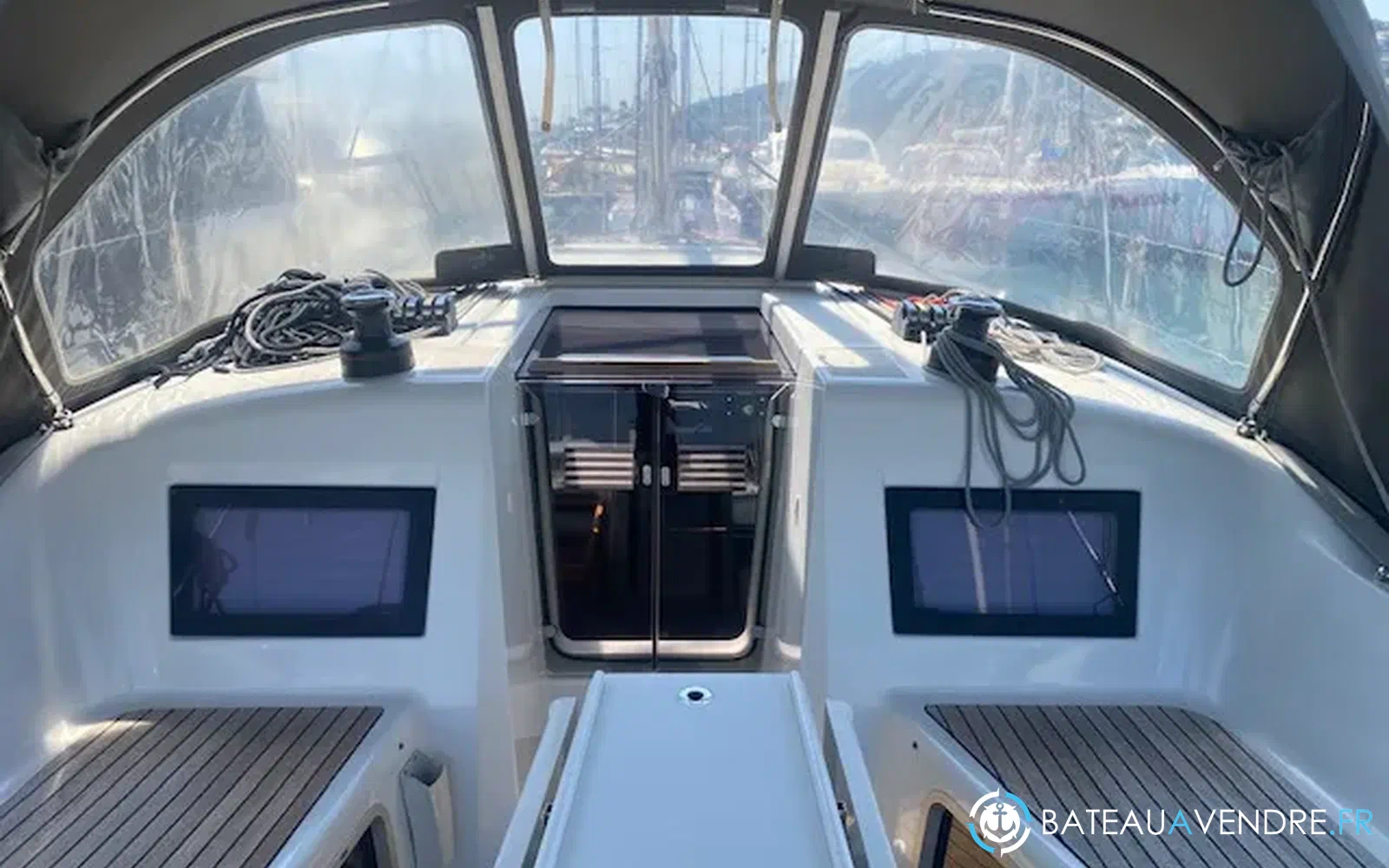 slider 15 Jeanneau Sun Odyssey 410