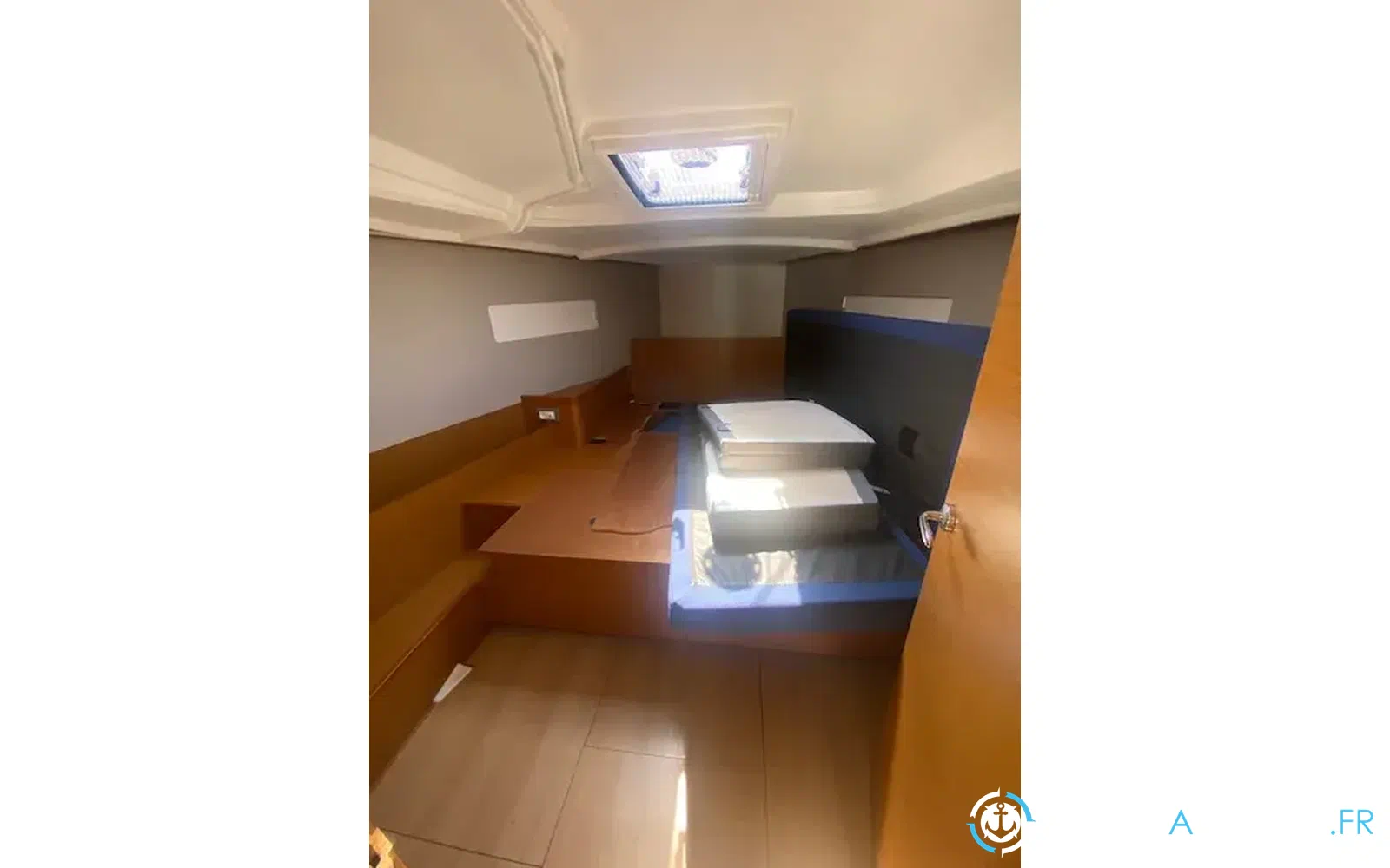 slider 22 Jeanneau Sun Odyssey 410