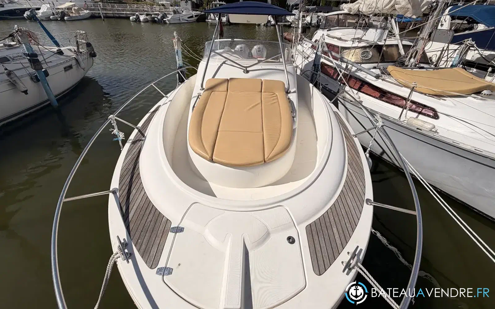 slider 2 Jeanneau Cap Camarat 925 WA