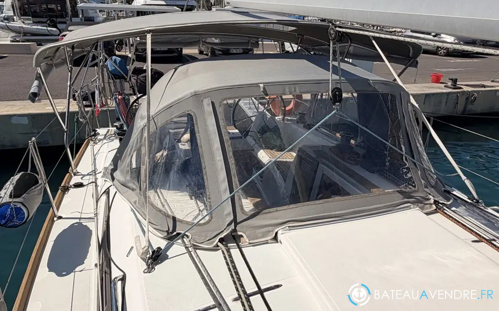 slider 13 Jeanneau Sun Odyssey 349