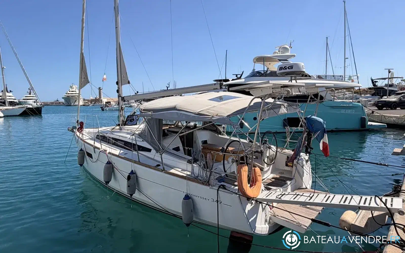 slider 1 Jeanneau Sun Odyssey 349