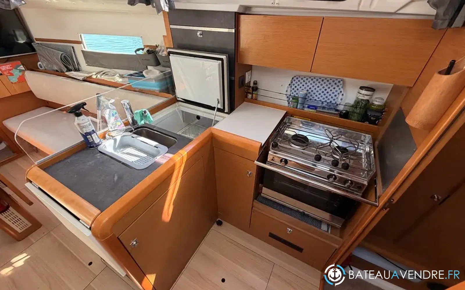 slider 19 Jeanneau Sun Odyssey 349