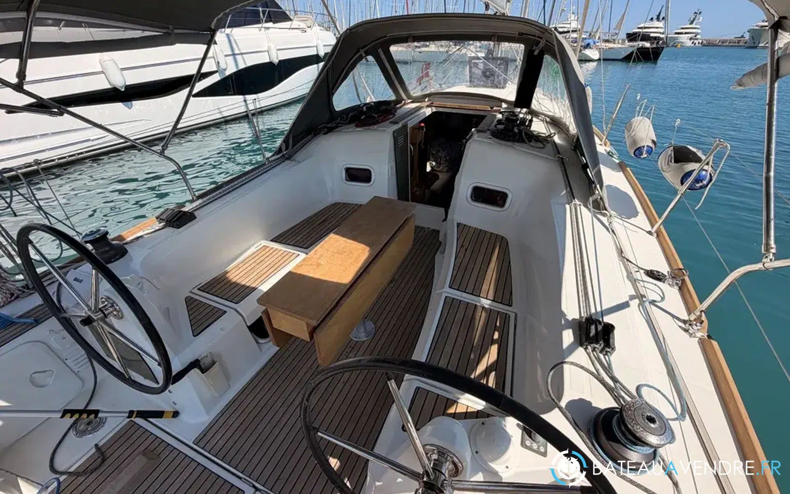 slider 7 Jeanneau Sun Odyssey 349