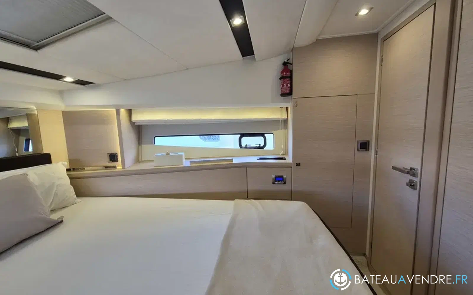 slider 14 Prestige Yachts 420 Fly
