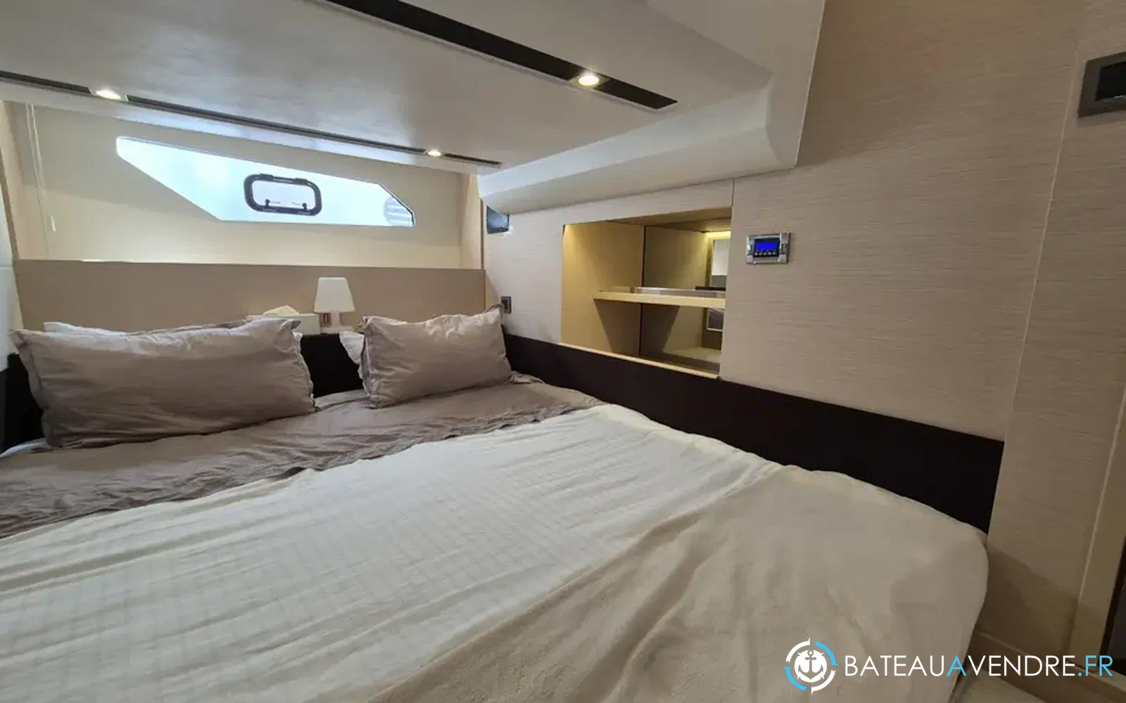 slider 17 Prestige Yachts 420 Fly