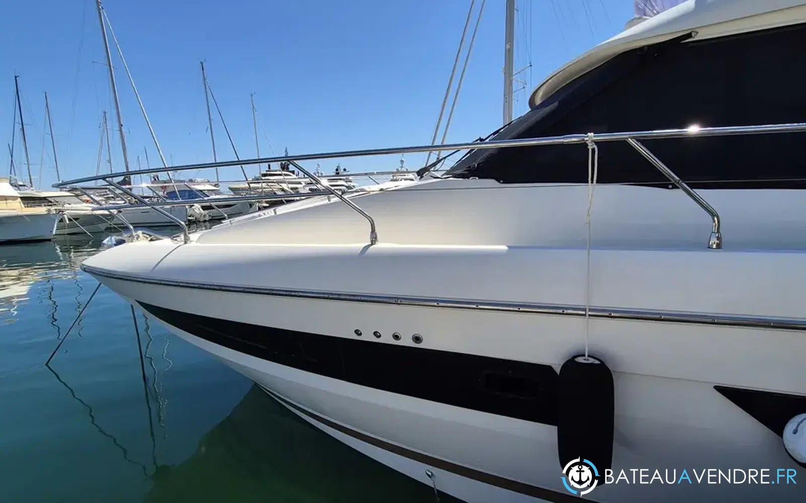 slider 25 Prestige Yachts 420 Fly