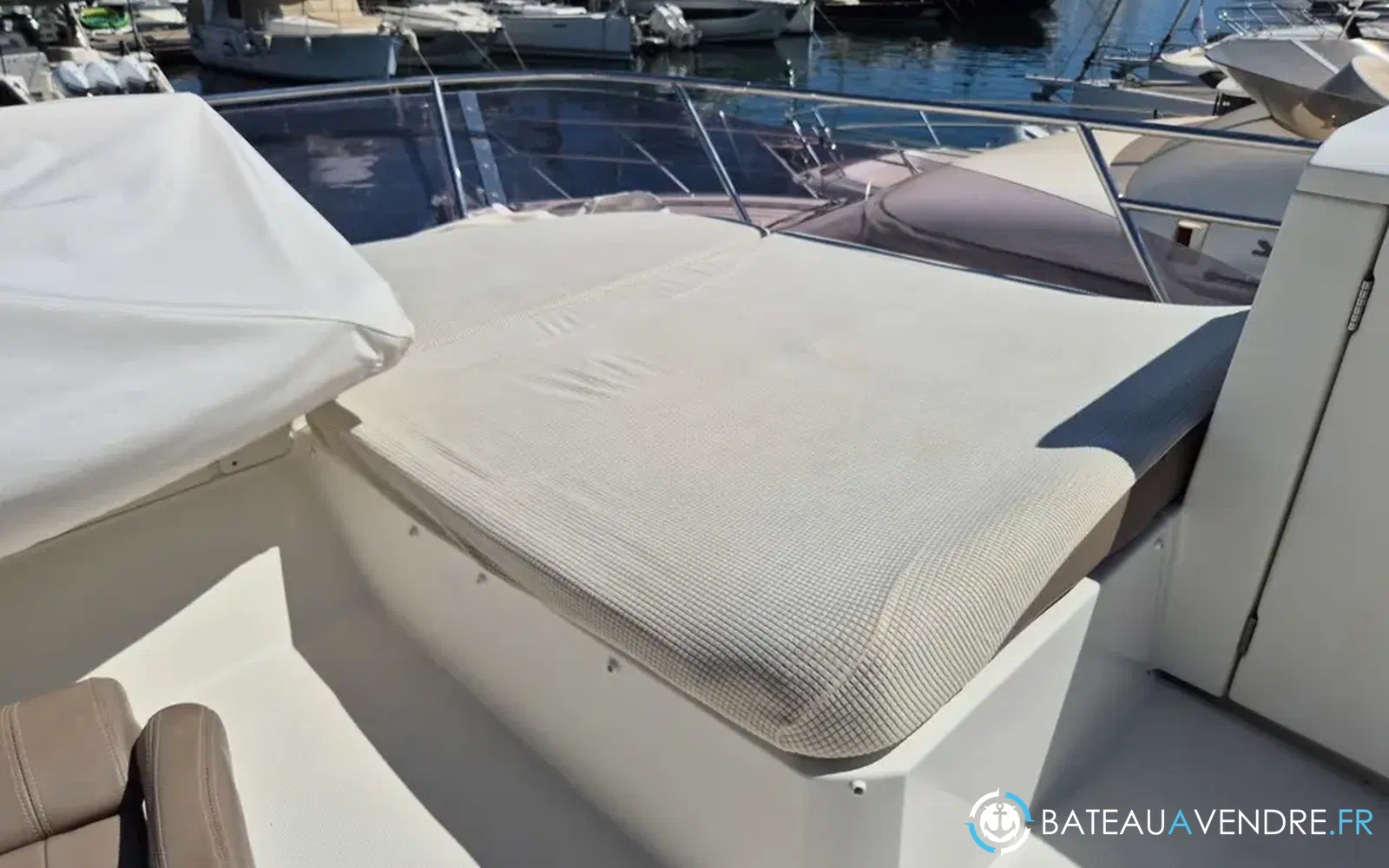 slider 32 Prestige Yachts 420 Fly