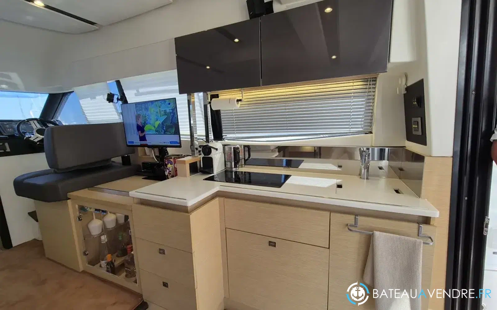 slider 37 Prestige Yachts 420 Fly