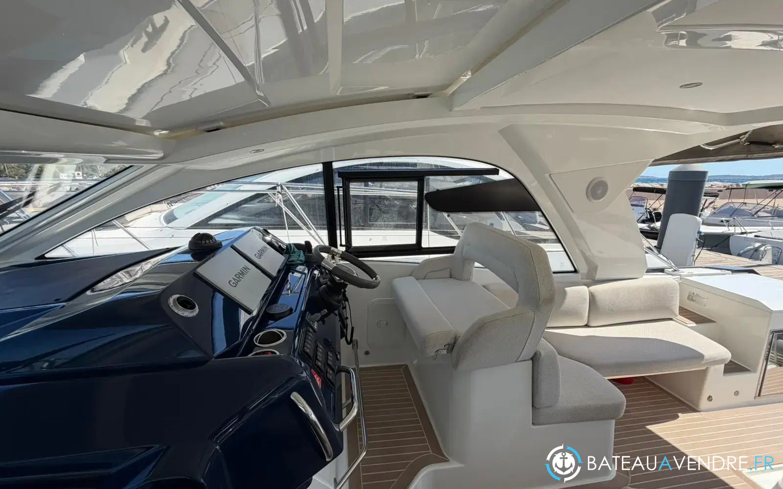 slider 10 Beneteau Gran Turismo 36