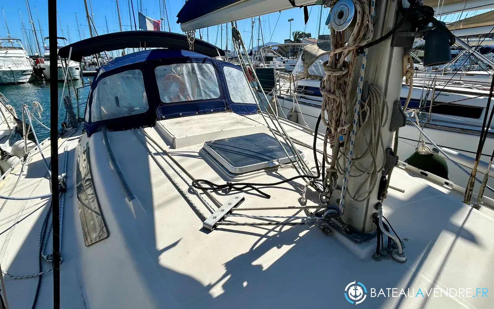 slider 12 Beneteau First 35