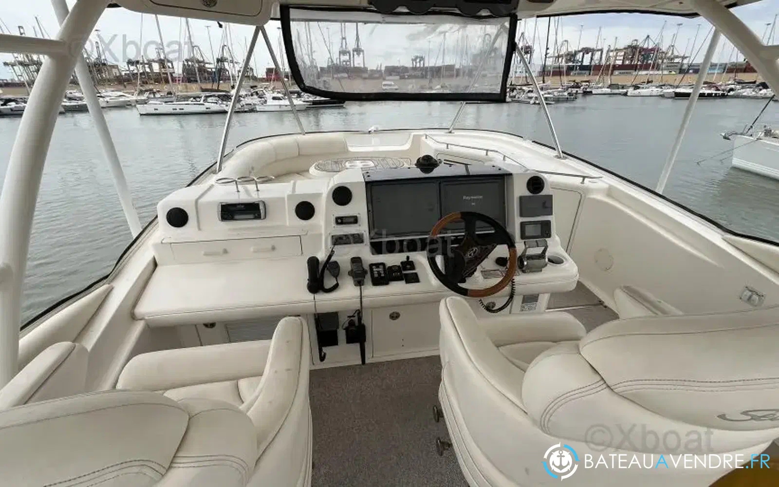 slider 9 Sea Ray 580 Fly Bridge