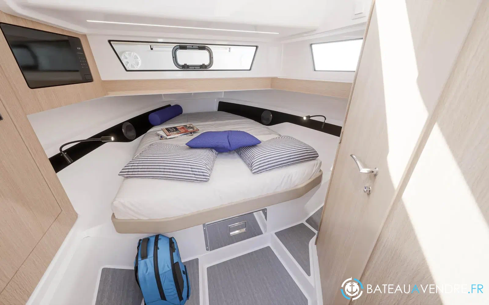 slider 9 Jeanneau EX 34 CABIN