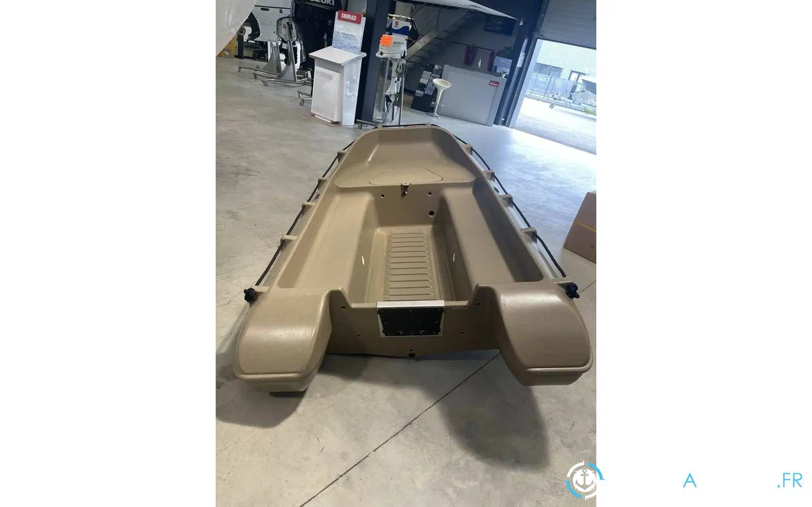 slider 2 Whaly 270