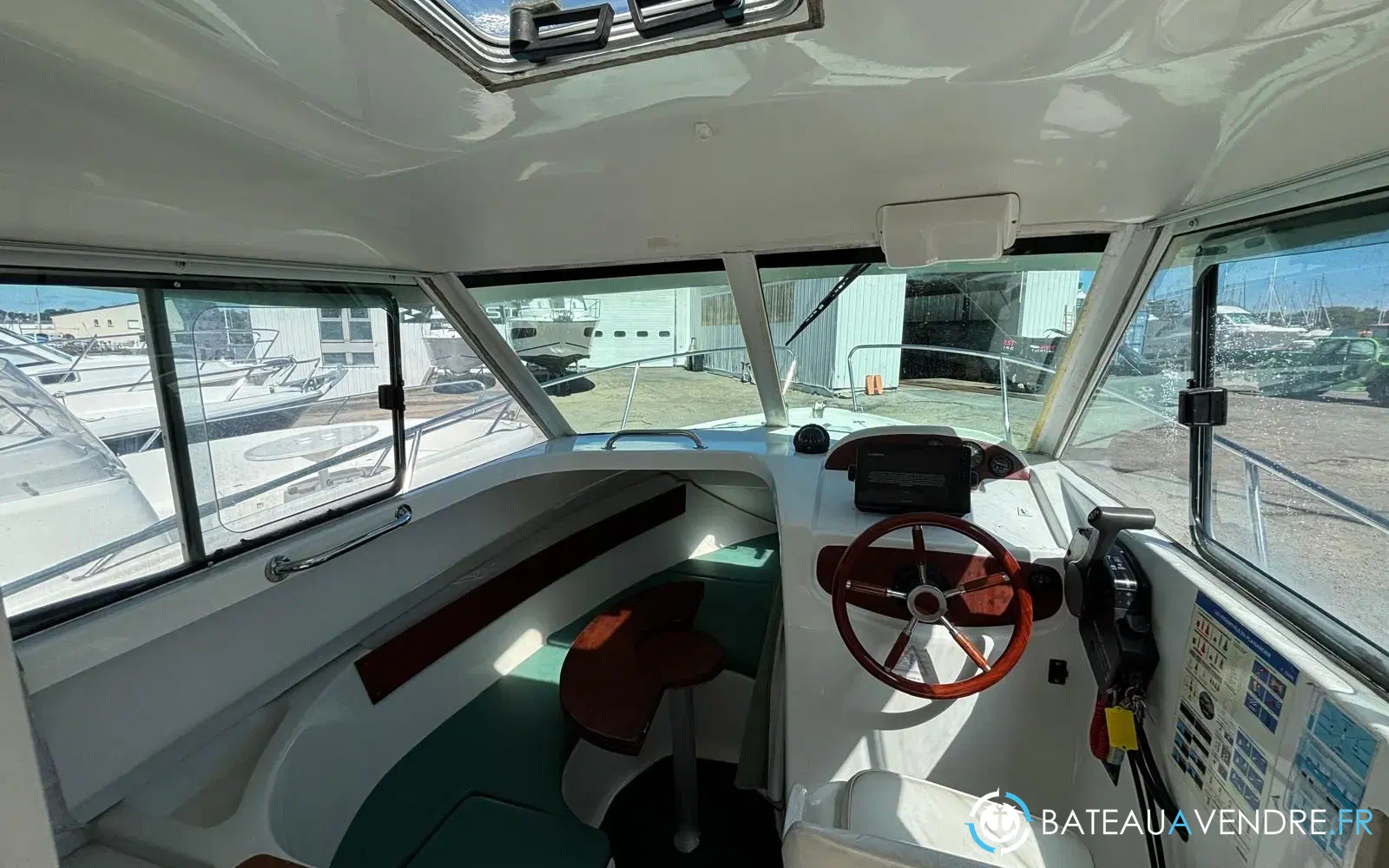 slider 10 Jeanneau Merry Fisher 625