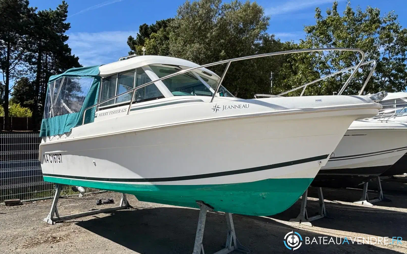 slider 1 Jeanneau Merry Fisher 625