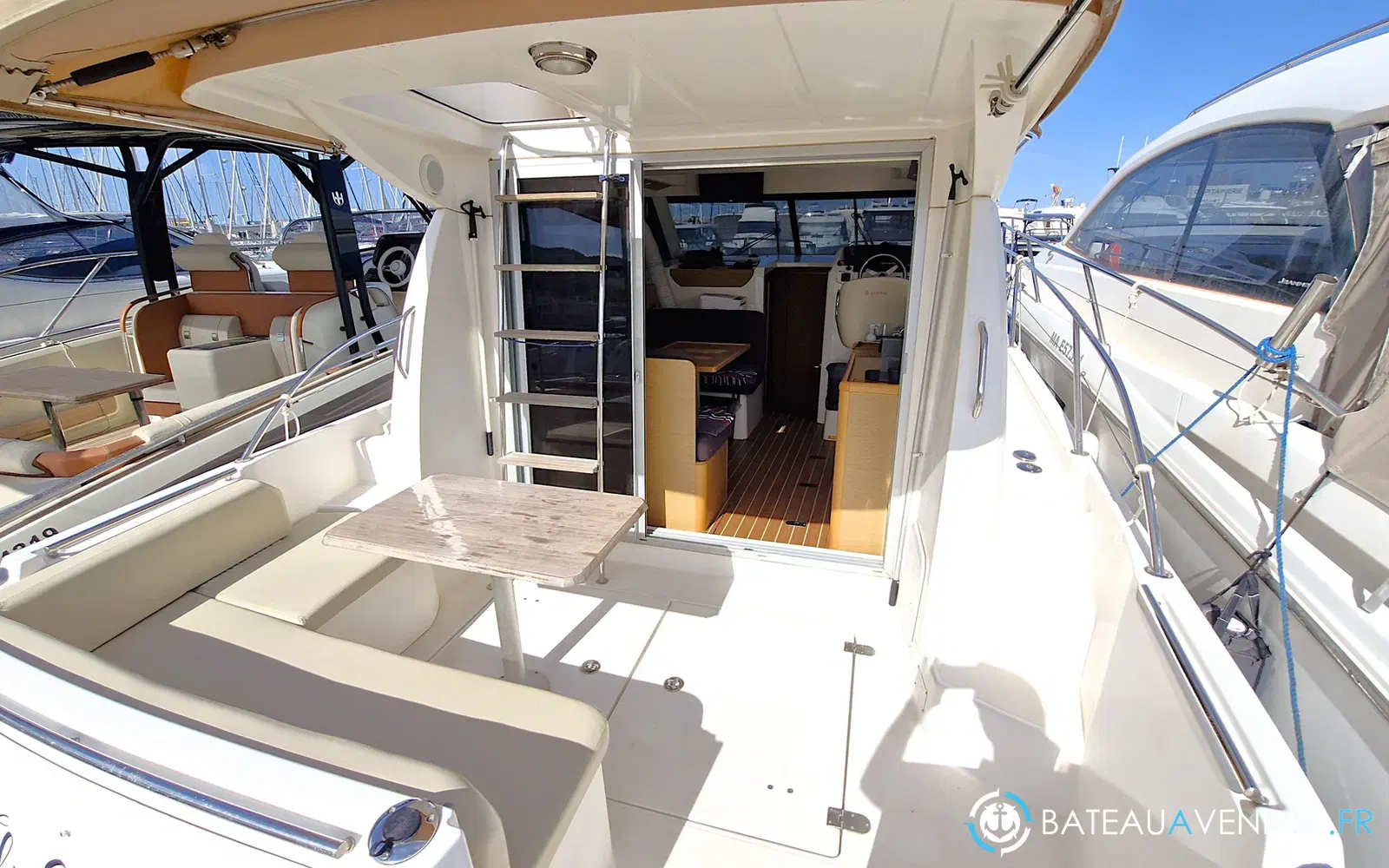 slider 6 Jeanneau Merry Fisher 10