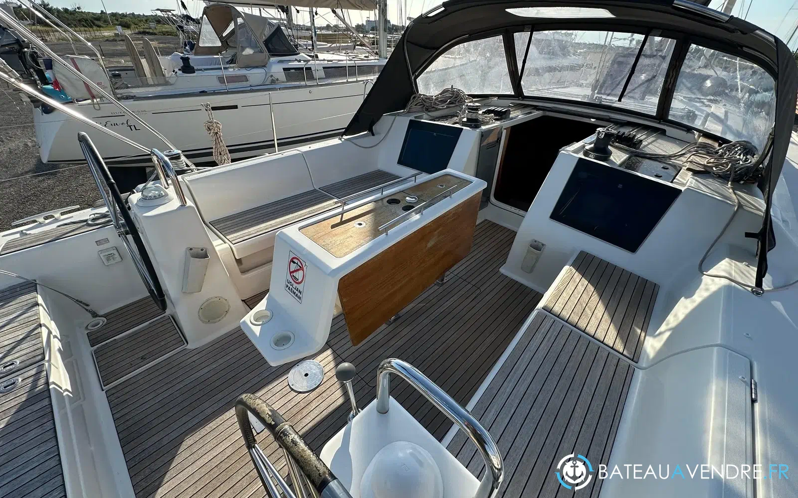 slider 21 Dufour 460 Grand Large