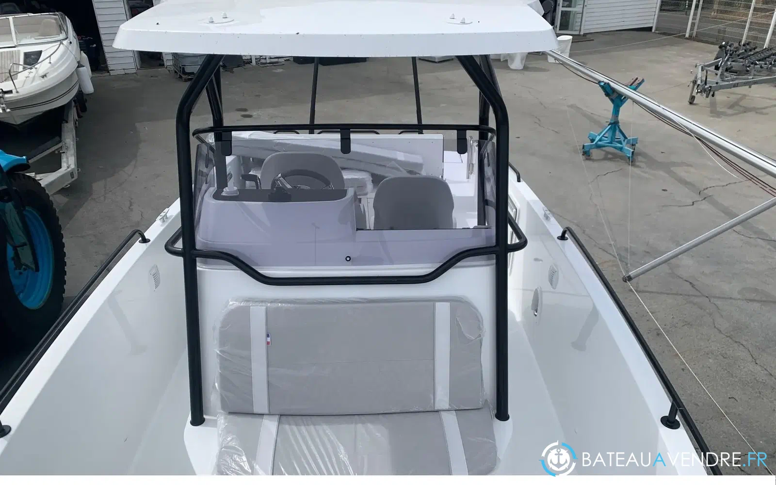 slider 10 Beneteau Flyer 8 SPACEdeck V2