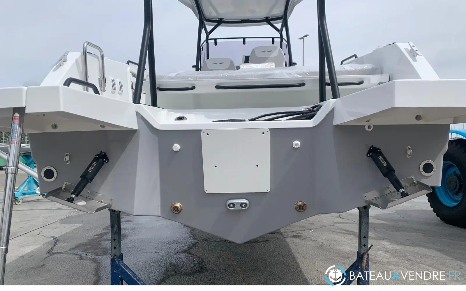 slider 17 Beneteau Flyer 8 SPACEdeck V2