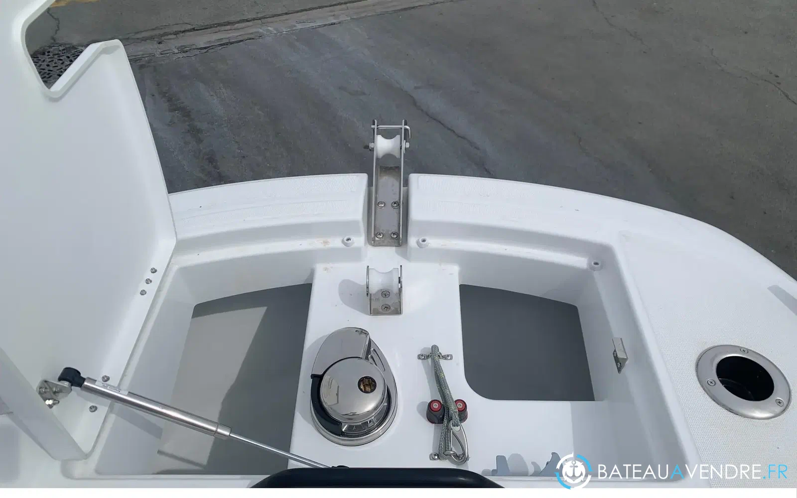 slider 4 Beneteau Flyer 8 SPACEdeck V2