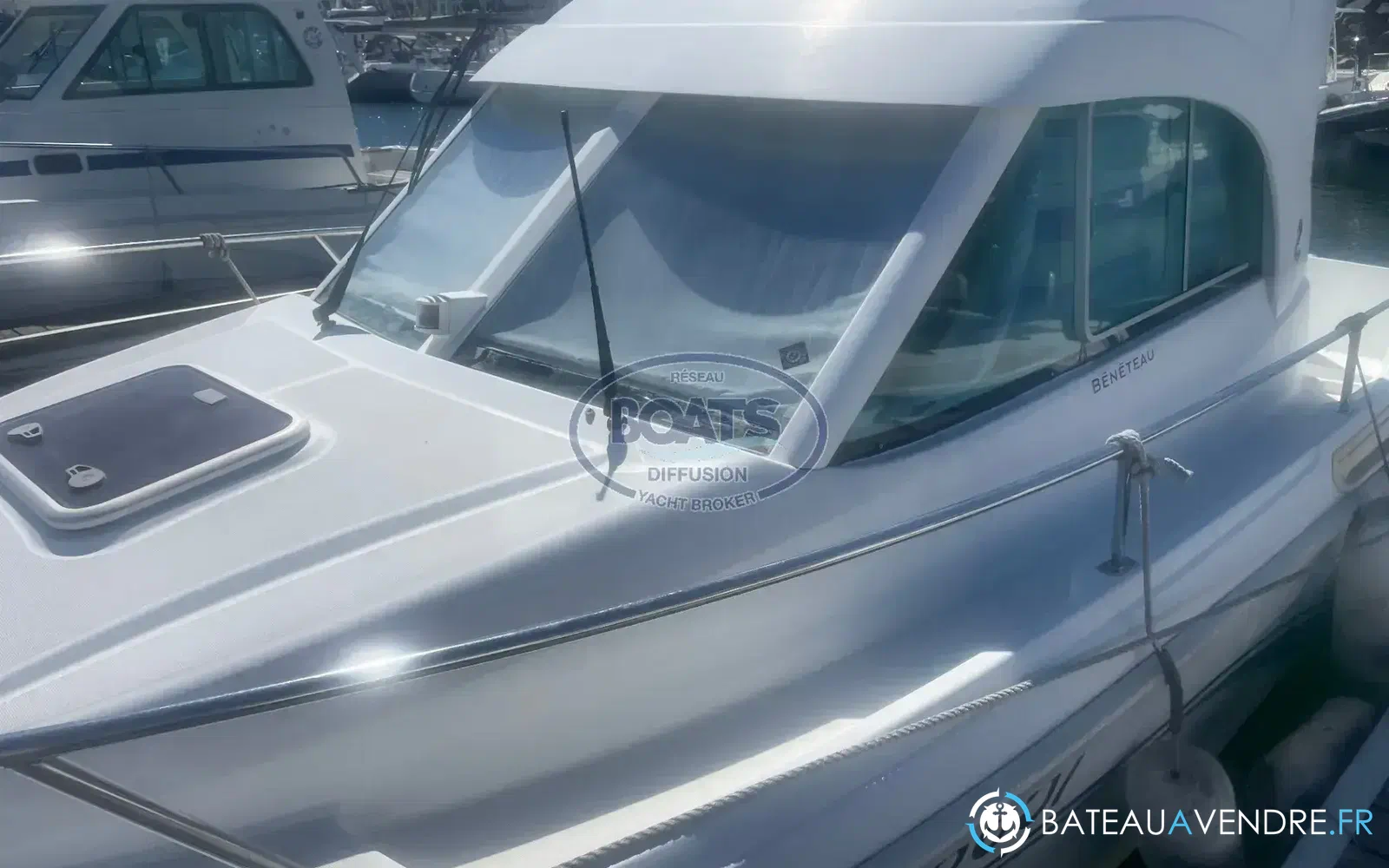 slider 3 Beneteau Antares 6