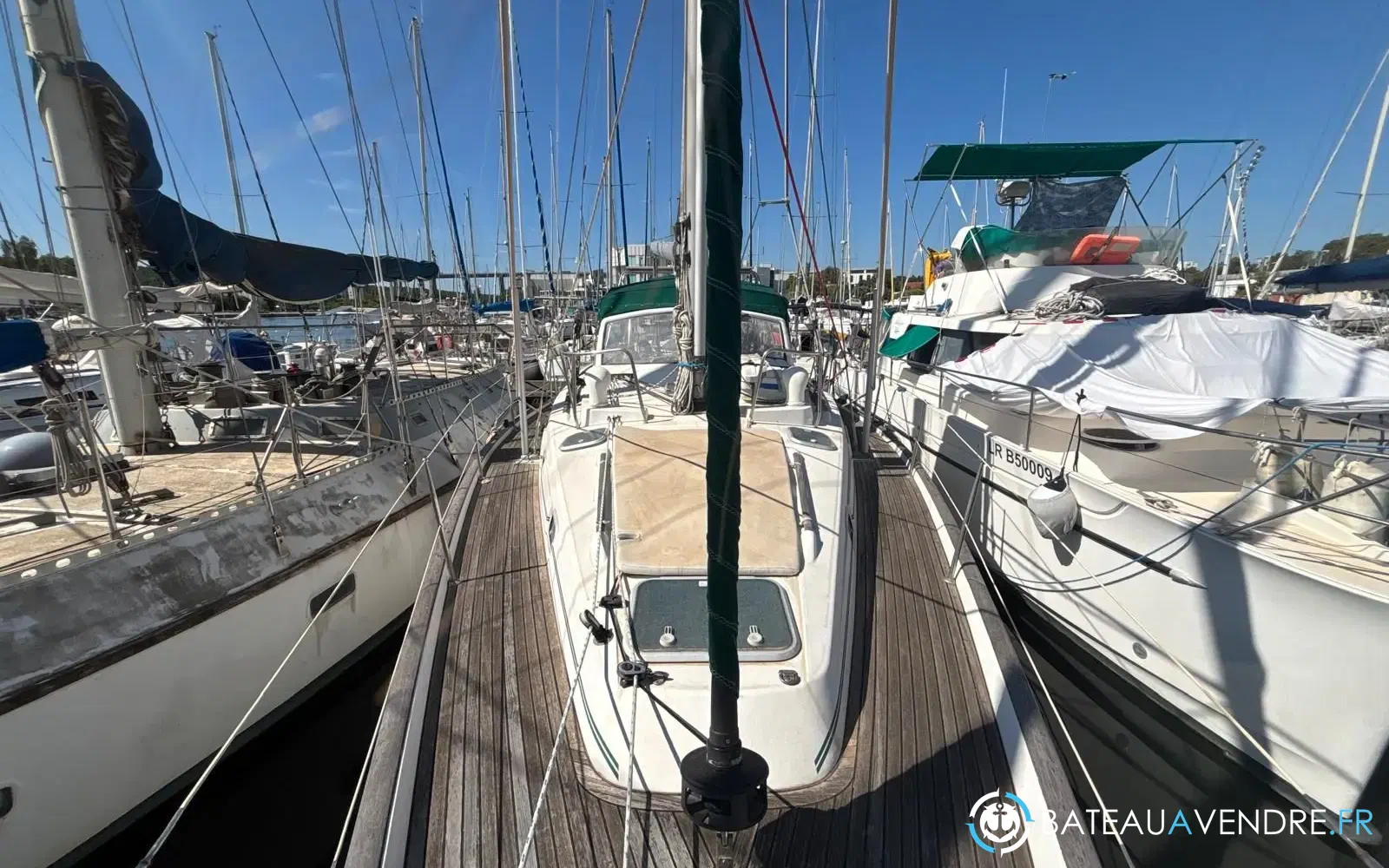 slider 8 Beneteau Oceanis