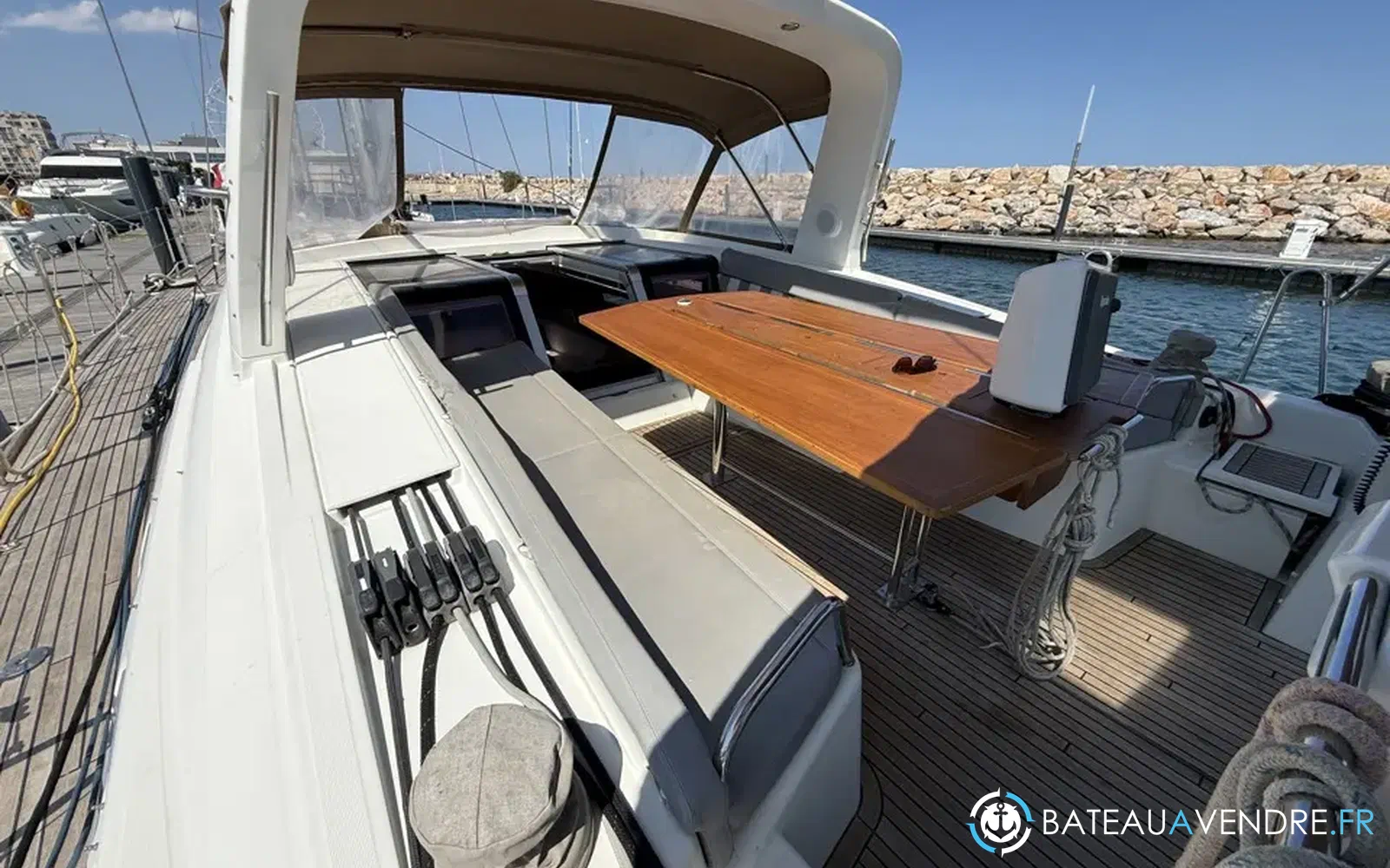 slider 9 Beneteau Oceanis 58
