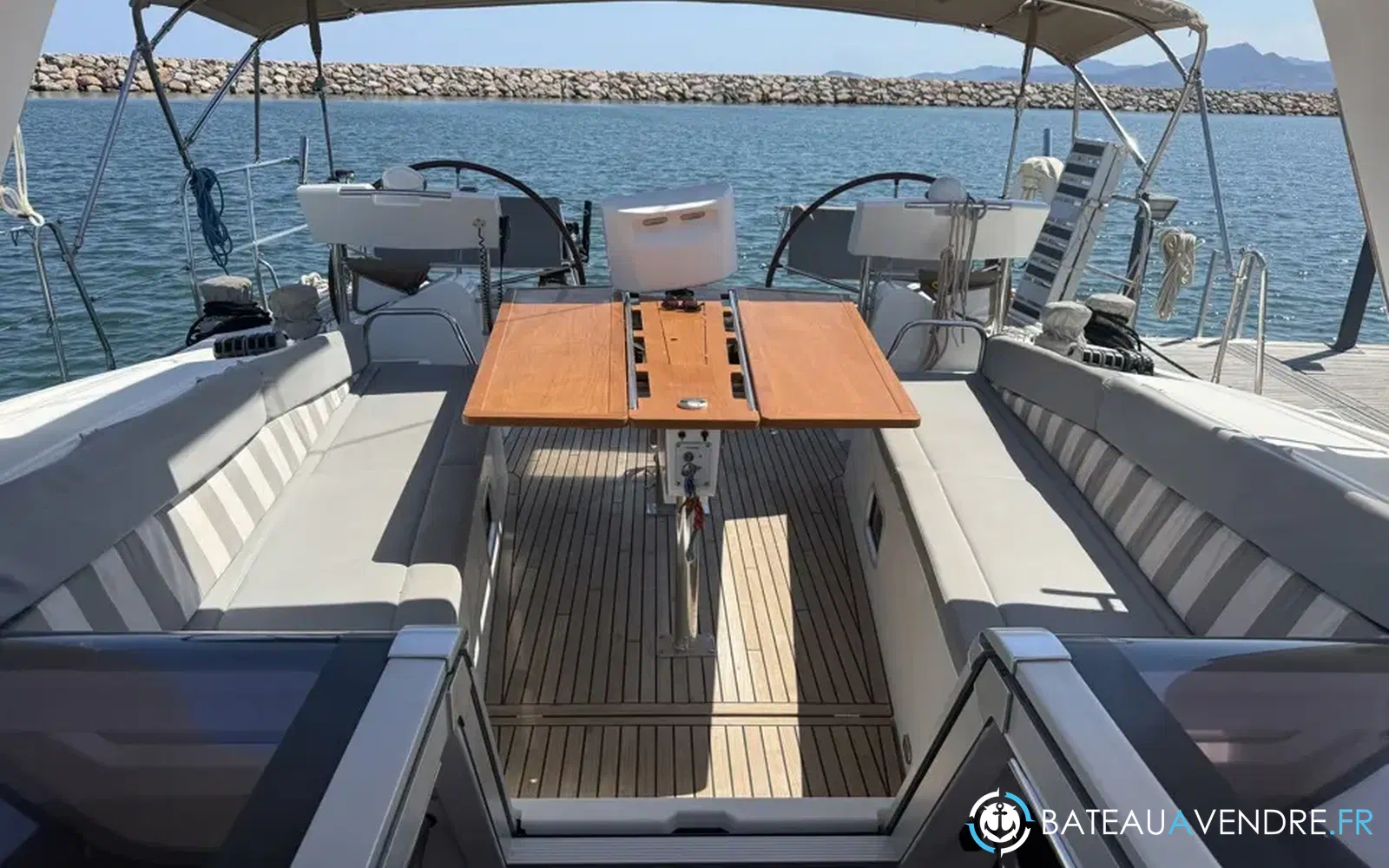 slider 10 Beneteau Oceanis 58